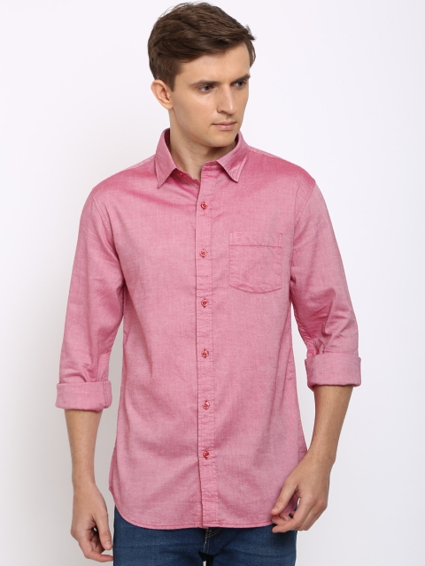 

TED HARBOR Men Coral Red Slim Fit Solid Casual Shirt