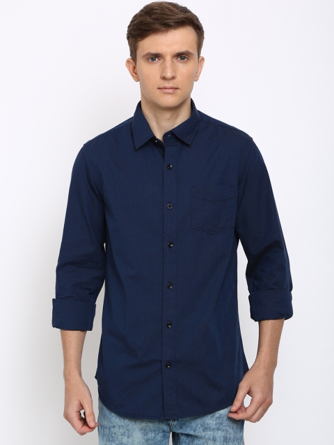 

TED HARBOR Men Navy Blue Slim Fit Solid Casual Shirt