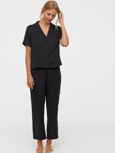 

H&M Women Black Solid Satin Pyjamas