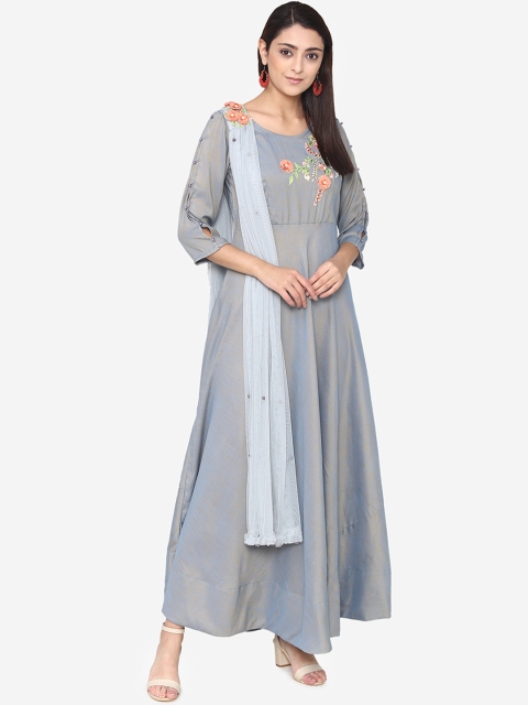 

Laabha Women Grey Printed Maxi Dress