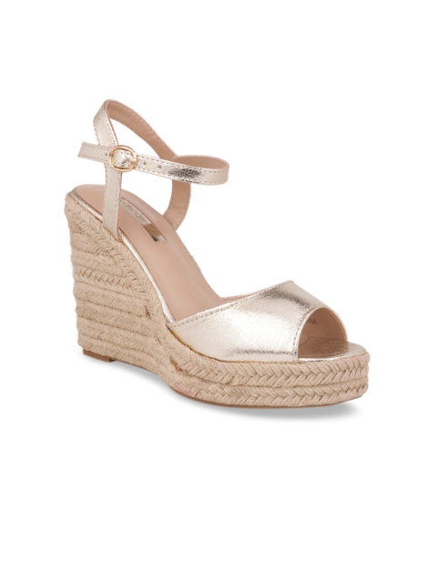 

London Rag Women Gold-Toned Solid Suede Heels