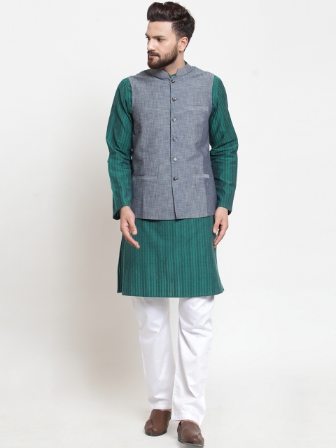 

NEUDIS Men Green & White Striped Kurta with Pyjamas