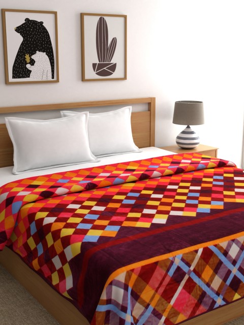 

A Homes Grace Orange & Maroon Geometric Mild Winter 350 GSM Double Bed Flannel Blanket