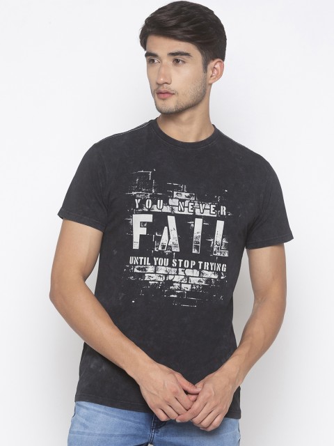 

Globus Men Black Printed Slim Fit Round Neck T-shirt