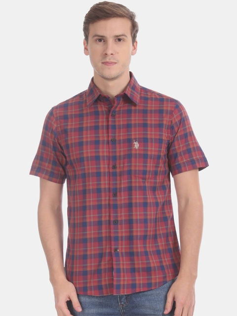 

U.S. Polo Assn. Men Red & Navy Blue Regular Fit Checked Casual Shirt