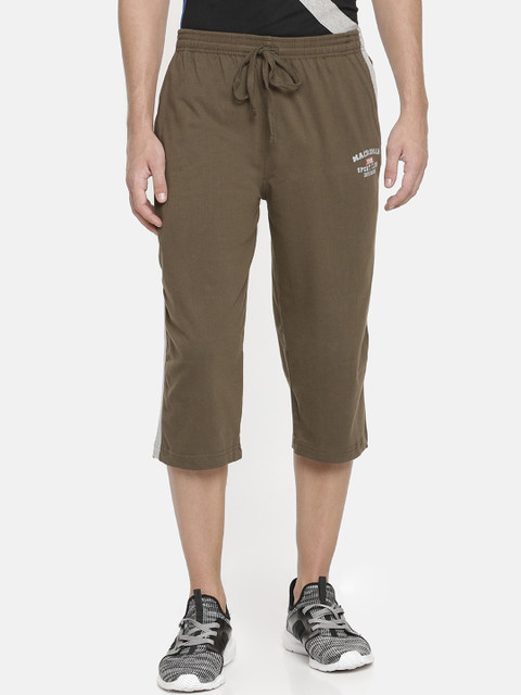 

Macroman M-Series Men Olive Green Printed Regular Fit Sports Shorts