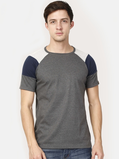 

Le Bison Men Grey Melange Solid Round Neck T-shirt