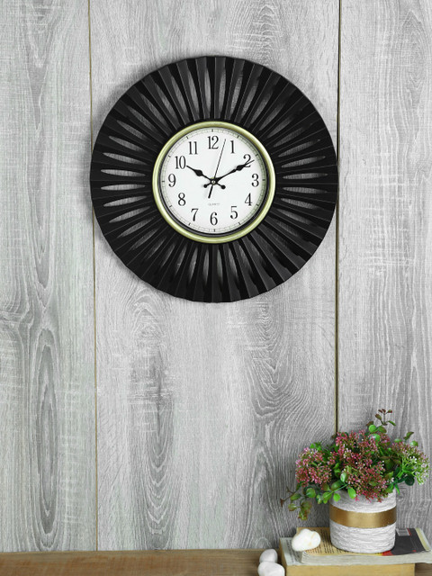 

House Of Accessories Black Round Solid 40 cm Analogue Wall Clock
