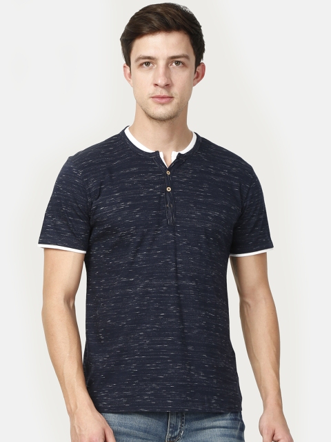 

Le Bison Men Navy Blue Solid Henley Neck T-shirt