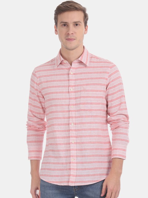 

U.S. Polo Assn. Men Pink Regular Fit Striped Casual Shirt