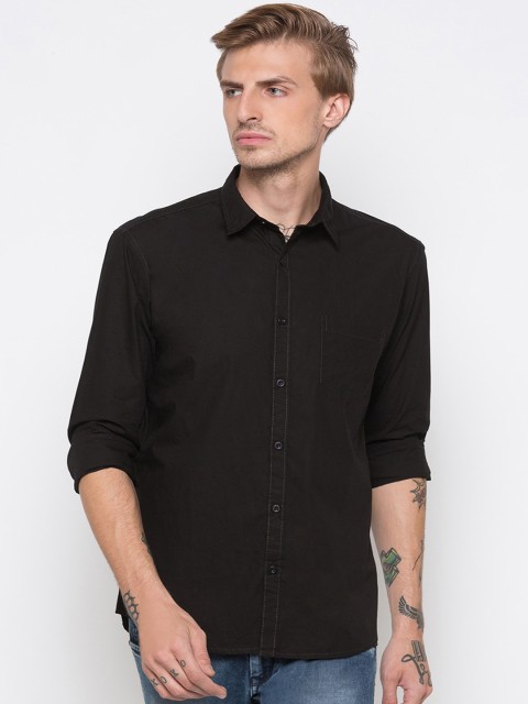 

Globus Men Black Regular Fit Solid Casual Shirt