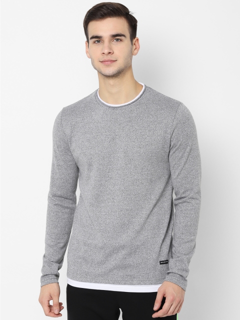 

SKULT by Shahid Kapoor Men Grey Solid Round Neck T-shirt