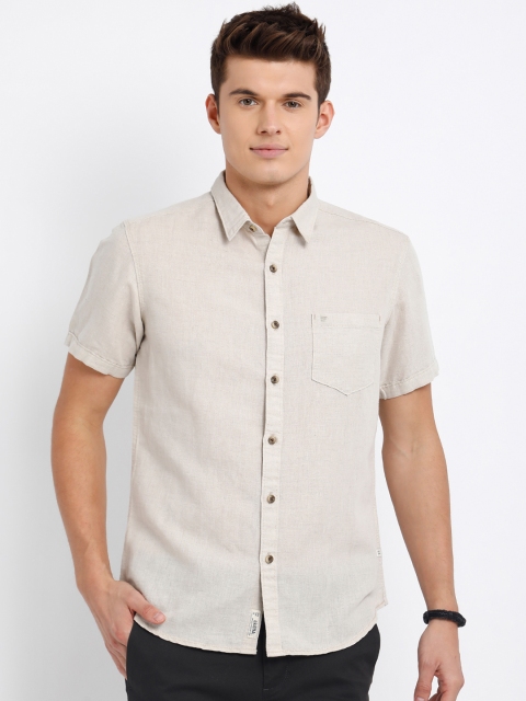 

t-base Men Off-White Regular Fit Solid Casual Shirt