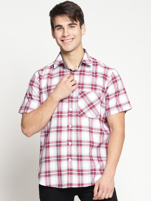 

Balista Men White & Red Regular Fit Checked Casual Shirt