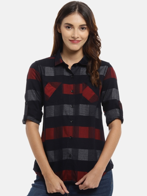 

Campus Sutra Women Black & Red Regular Fit Checked Casual Shirt