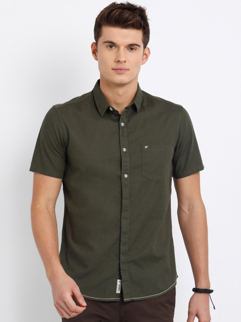 

t-base Men Olive Green Regular Fit Solid Casual Shirt