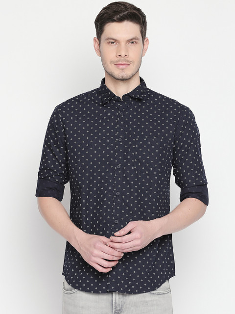 

BYFORD by Pantaloons Men Navy Blue & White Slim Fit Printed Casual Shirt