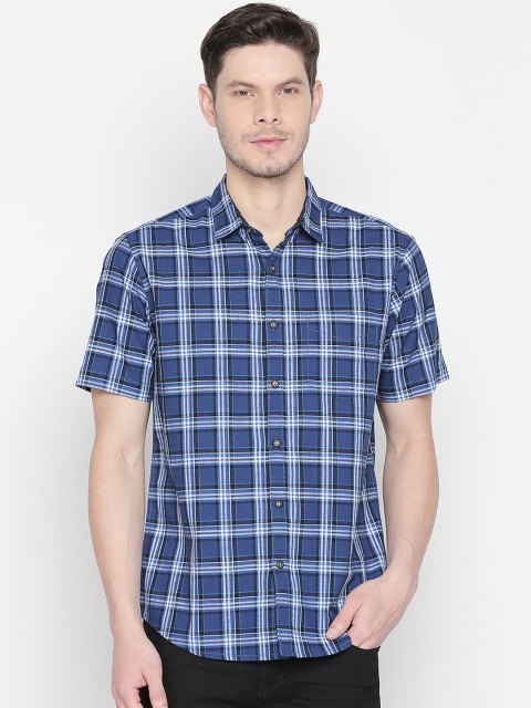

BYFORD by Pantaloons Men Blue & White Regular Fit Checked Casual Shirt