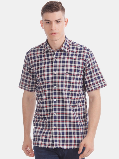 

Arrow Sport Men Navy Blue & Beige Regular Fit Checked Casual Shirt