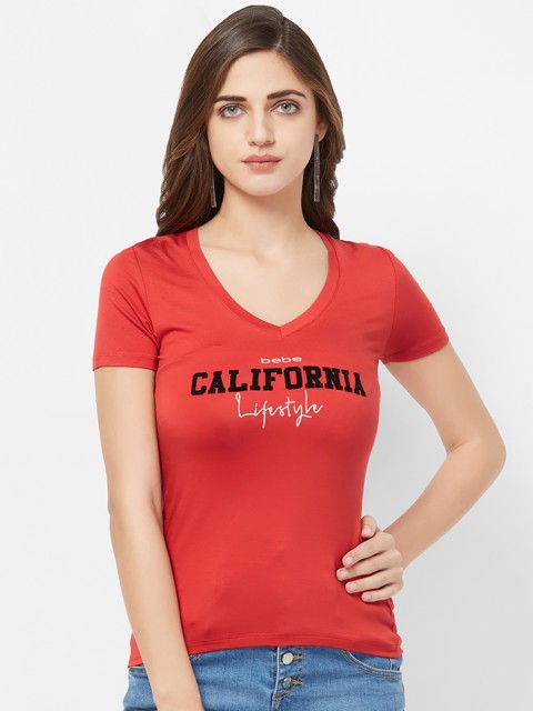 

bebe Women Red Printed V-Neck T-shirt