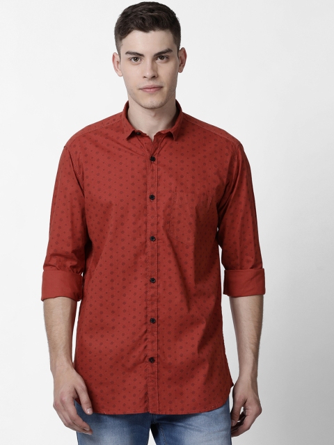

Cross Court Men Maroon Slim Fit Printed Casual Shirt