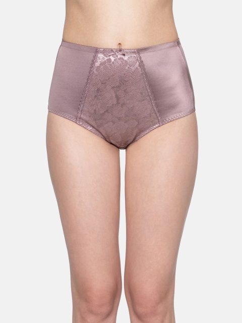 

Triumph Jolly Fit Deluxe Classics High Waist Full Coverage Brief, Mauve