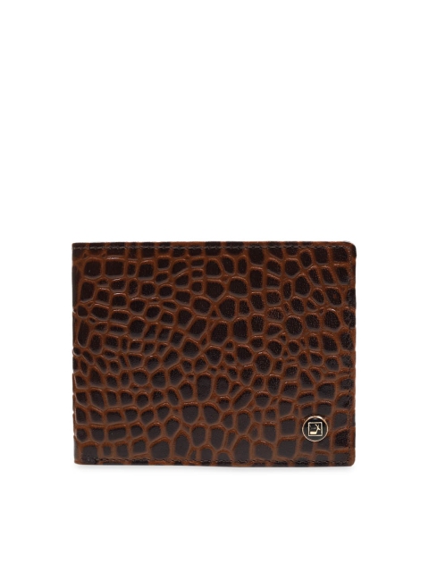 

Da Milano Men Brown Textured Leather Two Fold Wallet