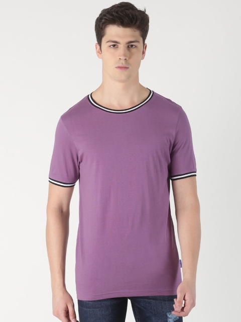 

Blue Saint Men Purple Solid Round Neck T-shirt