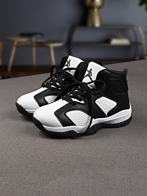 

Walktrendy Boys Black & White Colourblocked Synthetic Mid-Top Sneakers