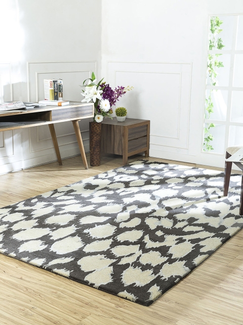 

Jaipur Rugs Grey & Black Printed Hand-Tufted Carpet