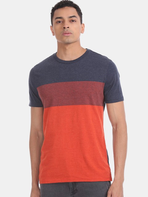 

GAP Men Blue & Red Colourblocked Round Neck T-shirt