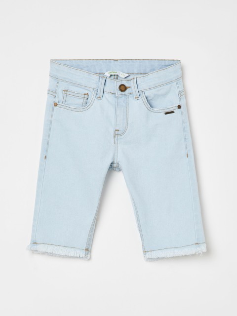 

Bossini Girls Blue Solid Regular Fit Denim Shorts