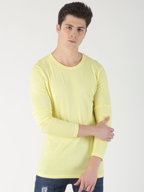 

Blue Saint Men Yellow Solid Round Neck T-shirt