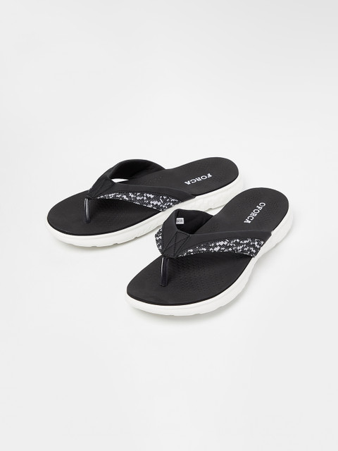 

Forca Men Black & White Printed Slip-On