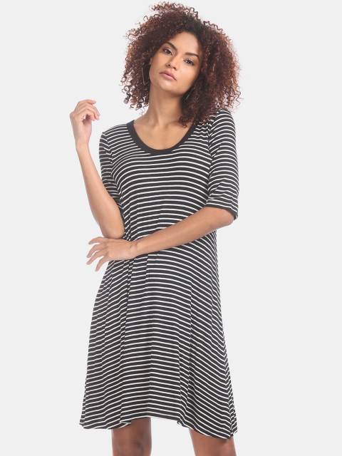 

GAP Women Black & White Striped T-shirt Dress