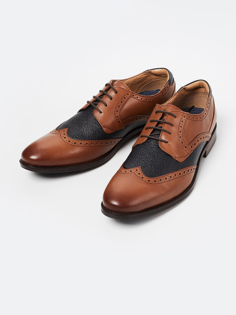 

CODE by Lifestyle Men Tan Brown & Black Textured Leather Formal Brogues
