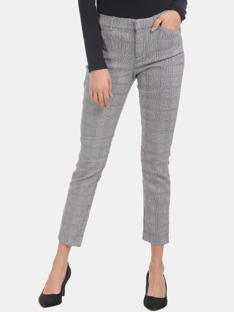 

GAP Women Grey Skinny Fit Ankle Length Trousers