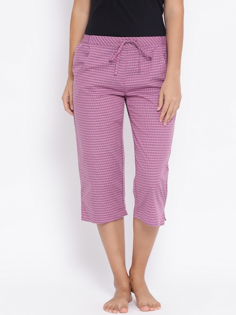 

Macrowoman W-Series Women Purple & Grey Checked Three-Fourth Lounge Pants