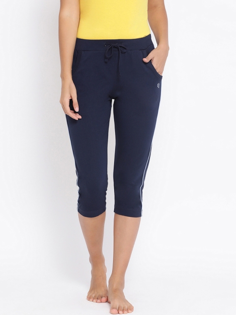 

Macrowoman W-Series Women Navy Blue Solid Three-Fourth Lounge Pants