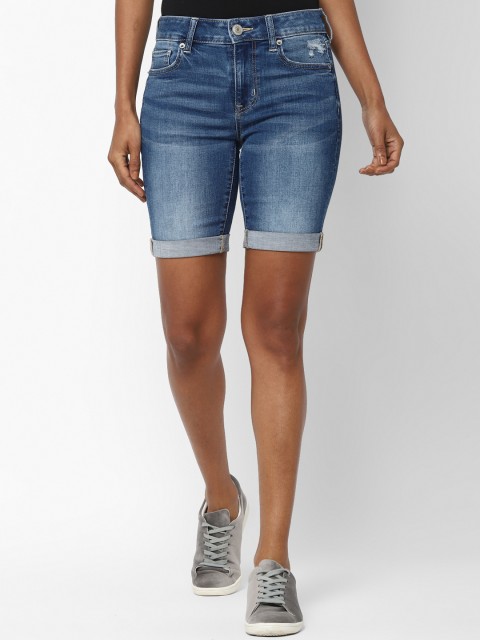 

AMERICAN EAGLE OUTFITTERS Women Blue Washed Regular Fit Denim Shorts
