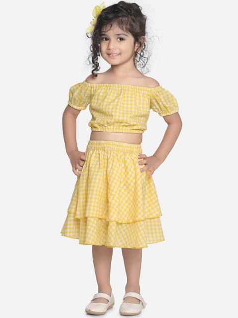 

AWW HUNNIE Girls Yellow & White Checked Top with Skirt
