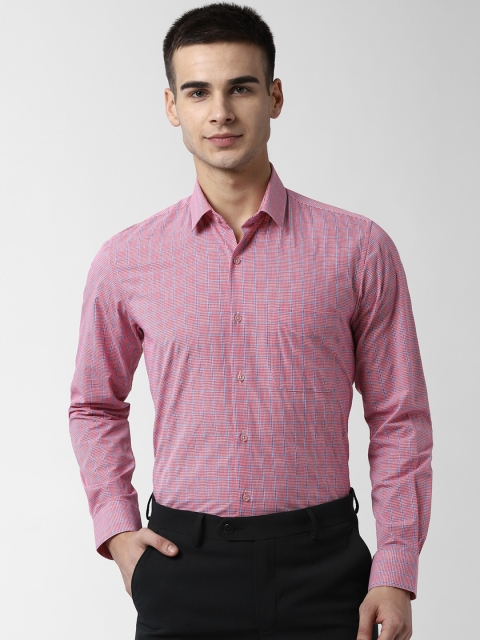 

Peter England Men Pink & Blue Regular Fit Checked Formal Shirt