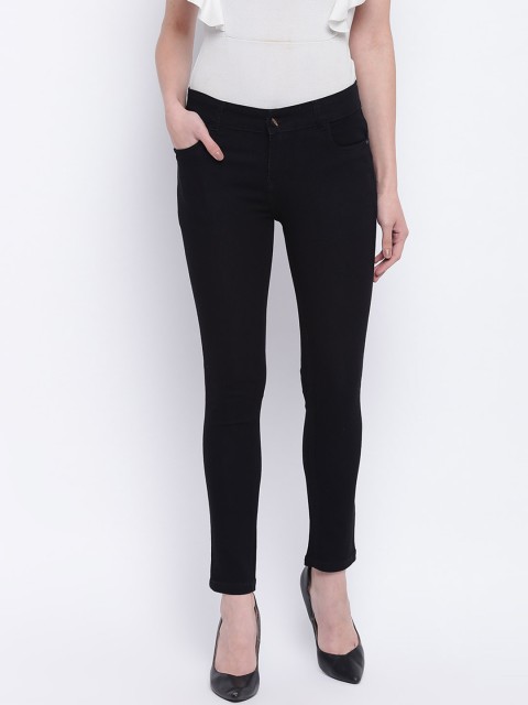 

Everlush Women Black Slim Fit Mid-Rise Clean Look Jeans