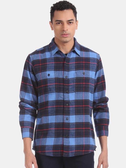 

GAP Men Blue & Red Checked Rounded Cuff Flannel Shirt