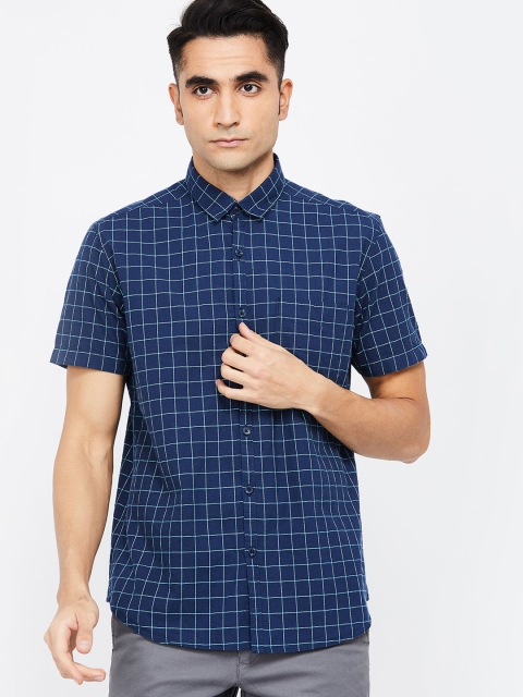 

CODE by Lifestyle Men Navy Blue & White Regular Fit Checked Casual Shirt