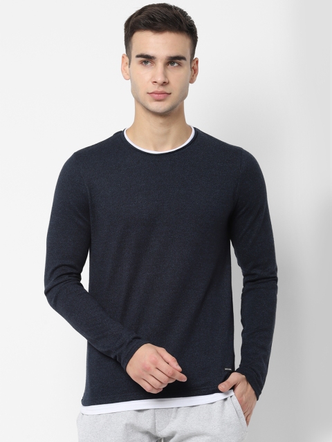 

SKULT by Shahid Kapoor Men Navy Blue Solid Round Neck T-shirt