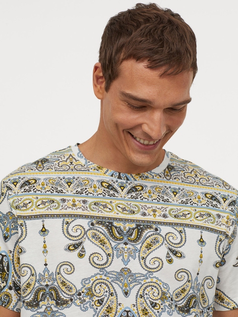 

H&M Men White Printed Cotton T-shirt