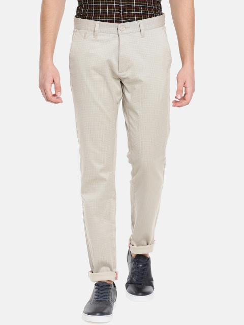 

JDC Men Beige & White Regular Fit Checked Regular Trousers