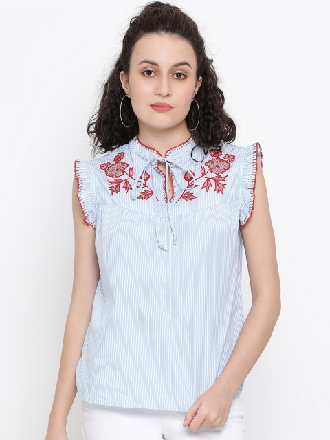 

Oxolloxo Women Blue & White Embroidered Pure Cotton Top