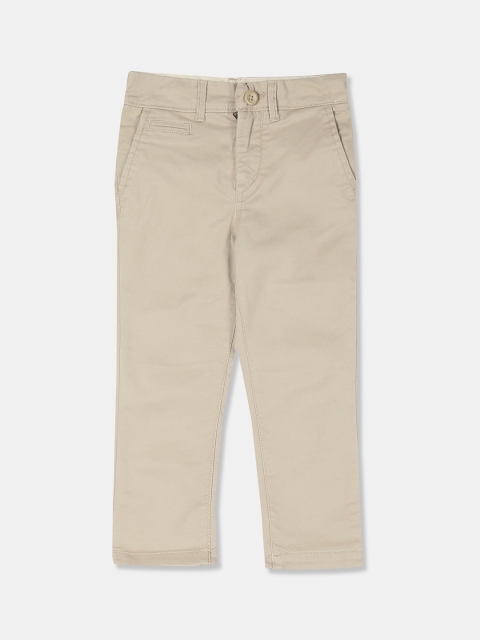

GAP Boys Beige Regular Fit Solid Chinos